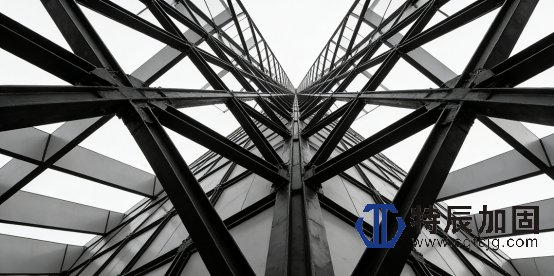 重庆特辰加固主动放弃储能厂房设备加固项目合作施工现场照片4
