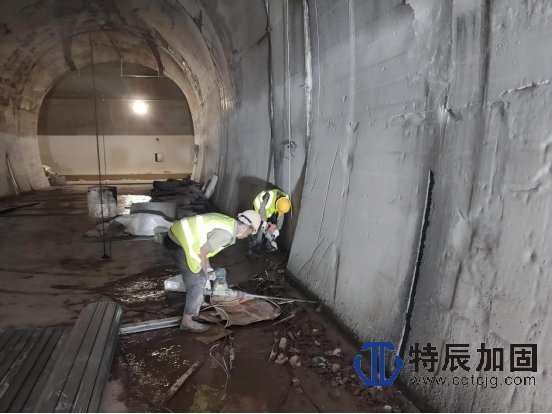 合璧津高速九峰山隧道缺陷处治施工现场照片2