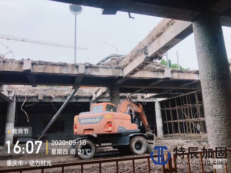 6建筑拆除绳锯切割6.jpg